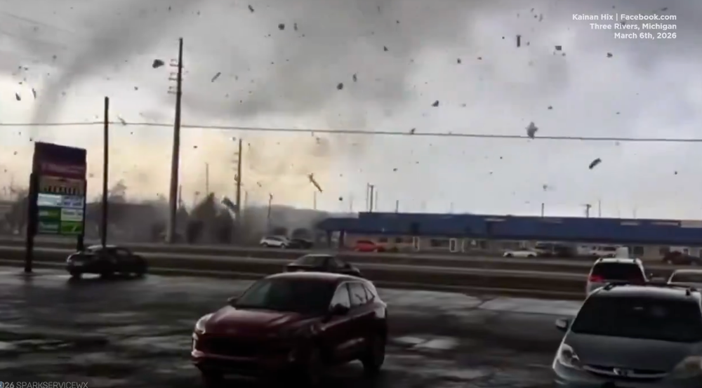 Tornadoes march through southwest Michigan; several counties still under watch alerts post image