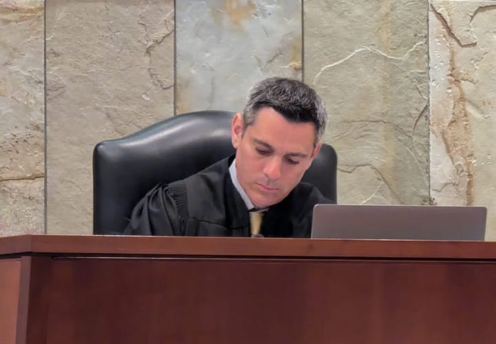 Judge: Ottawa Clerk doesn't have to produce closed session minutes as part of lawsuit — yet